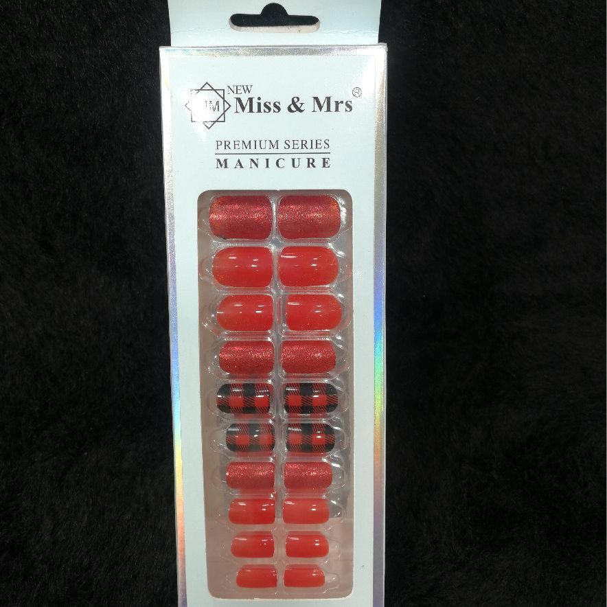 Miss & Mrs Series Press On Nails – Red & Black Plaid Glitter Mix