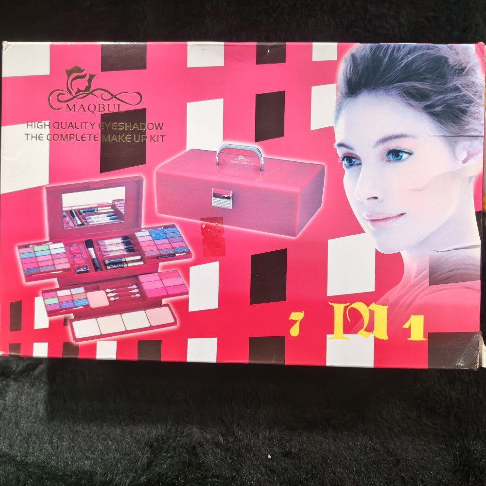 Maqbul 7 in 1 Complete Makeup Kit High Quality Eyeshadow Palette