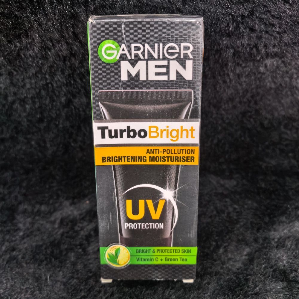 Garnier Men TurboBright Anti Pollution Brightening Moisturiser