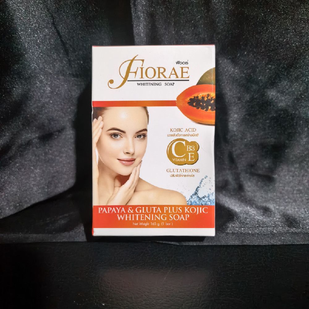 Fiorae Whitening Soap with Papaya, Gluta Kojic, Vitamin C E B3 – White