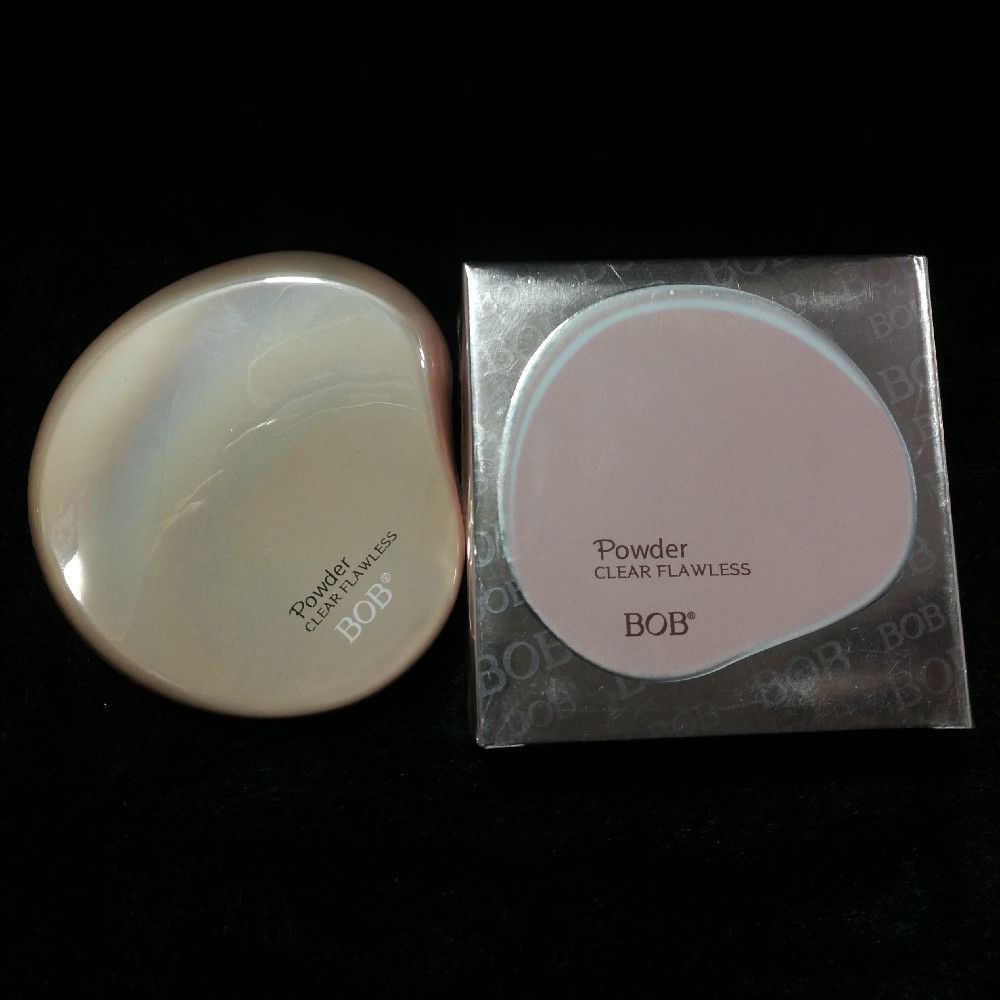BOB Powder CLEAR FLAWLESS Face Powder Compact in Pink Silver
